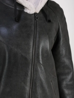 Дубленка зимняя натуральная с капюшоном