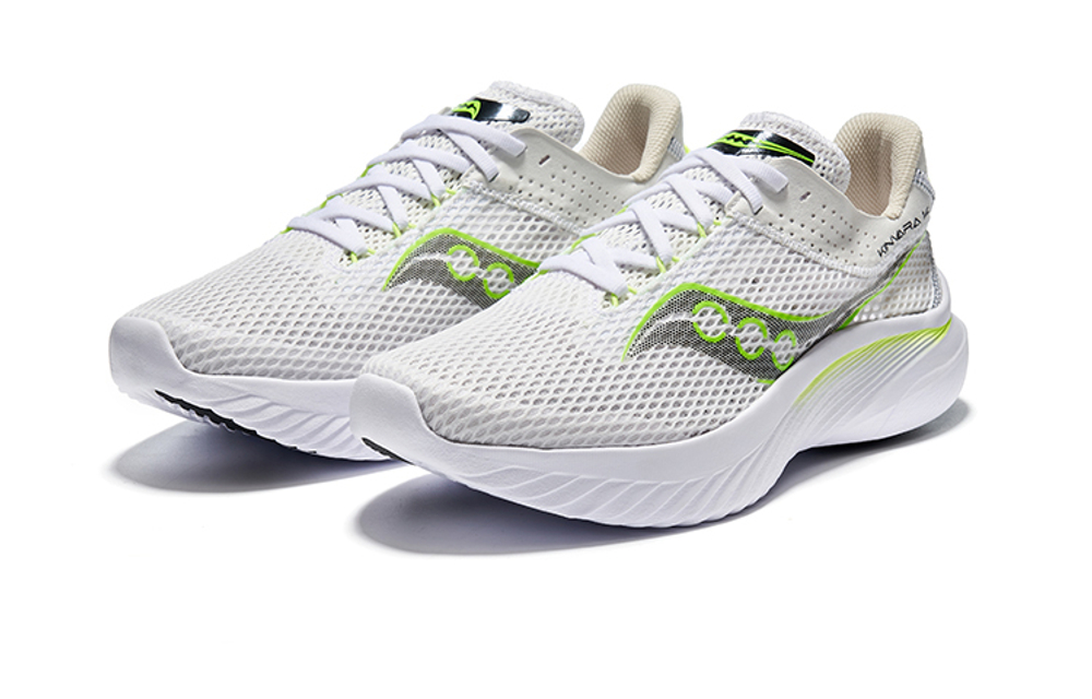 Saucony Kinvara 14 lightweight and comfortable mesh shock absorption low-top training running shoes men's white and green