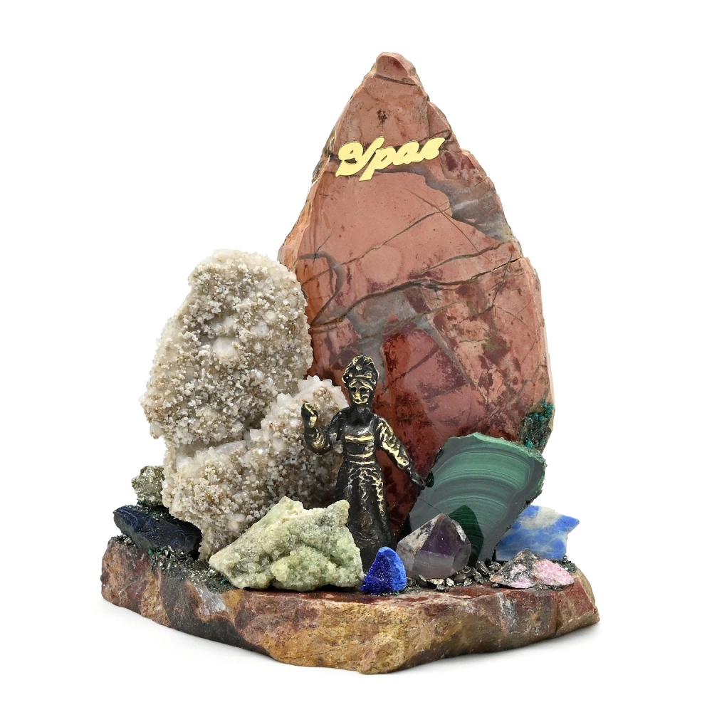 Композиция из самоцветов "Хозяйка медной горы" 82*51*89мм