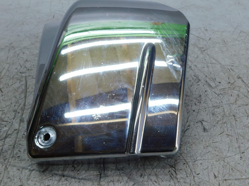 Крышка боковая правая Yamaha Drag Star 400 Classic(царапины) 4TR-21721