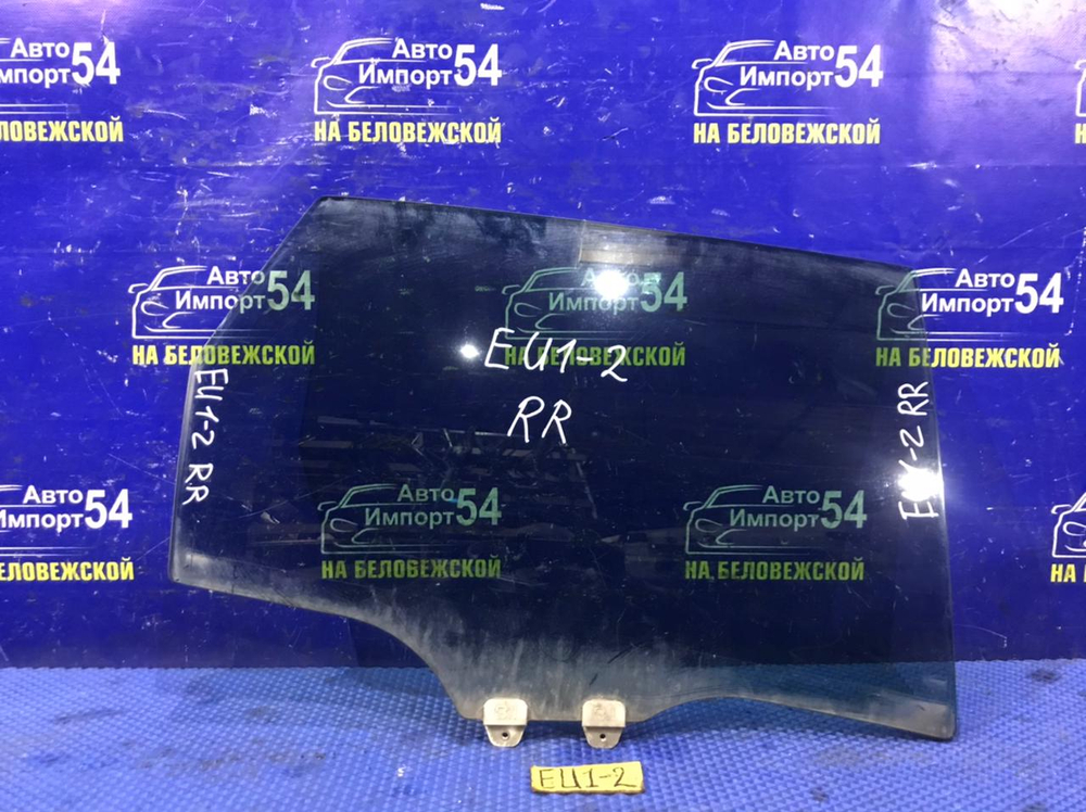 Стекло двери задней правой Honda CIVIC 2001