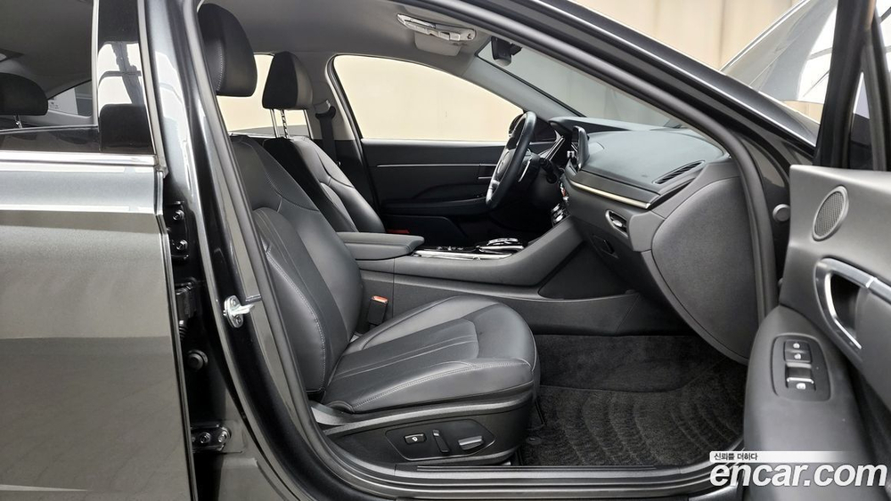 Hyundai Sonata (DN8) 1.6 Turbo (03.2021)