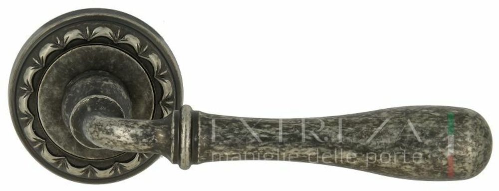Дверная ручка Extreza &quot;CARRERA&quot; (Каррера) 321 на розетке R02 античное серебро F45