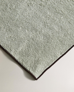 Zara Home - Хлопковое банное полотенце с отделкой overlock, зеленый, 50х90 см