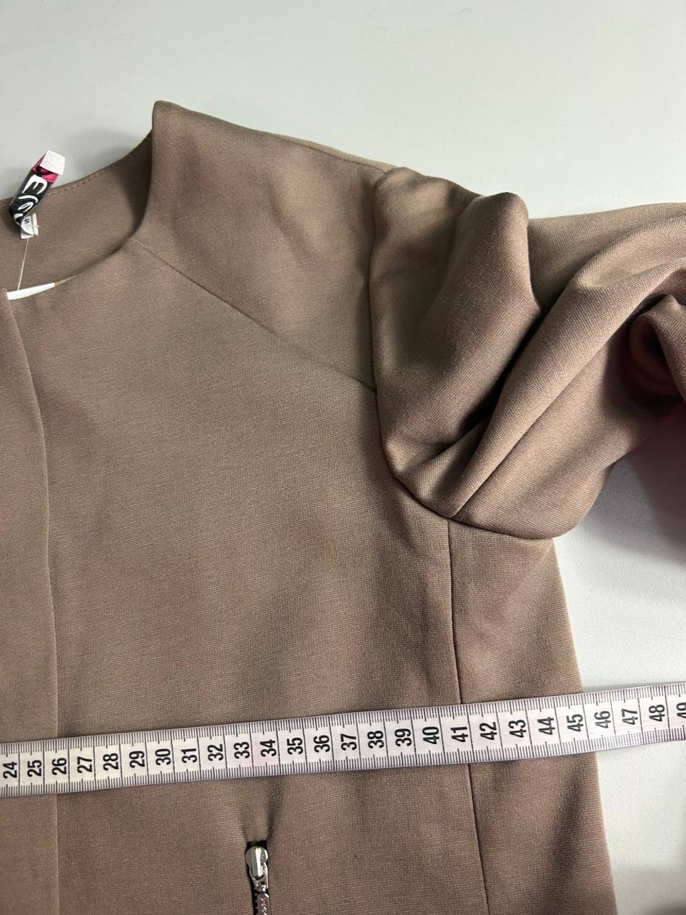 Плащ Elen прямого кроя, маркировка S, визуально 44 размер