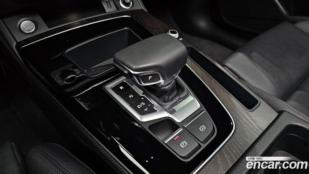 Audi Q5 (FY) 40 TDI Quattro Premium (07.2023)