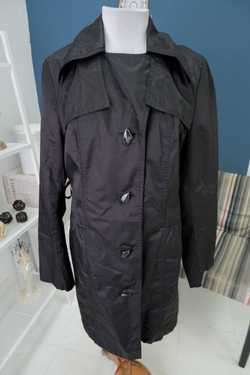 Плащ Alina Сollection базовый 48 размер