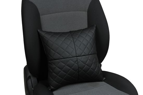 Автомобильная подушка в салон из экокожи "Ромб"