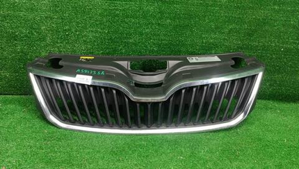 Решетка радиатора Skoda Rapid 1 (2012-2020)