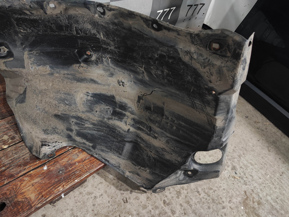 Подкрылок передний левый Toyota Camry (XV70) 17-нв Б/У Оригинал 5380633080