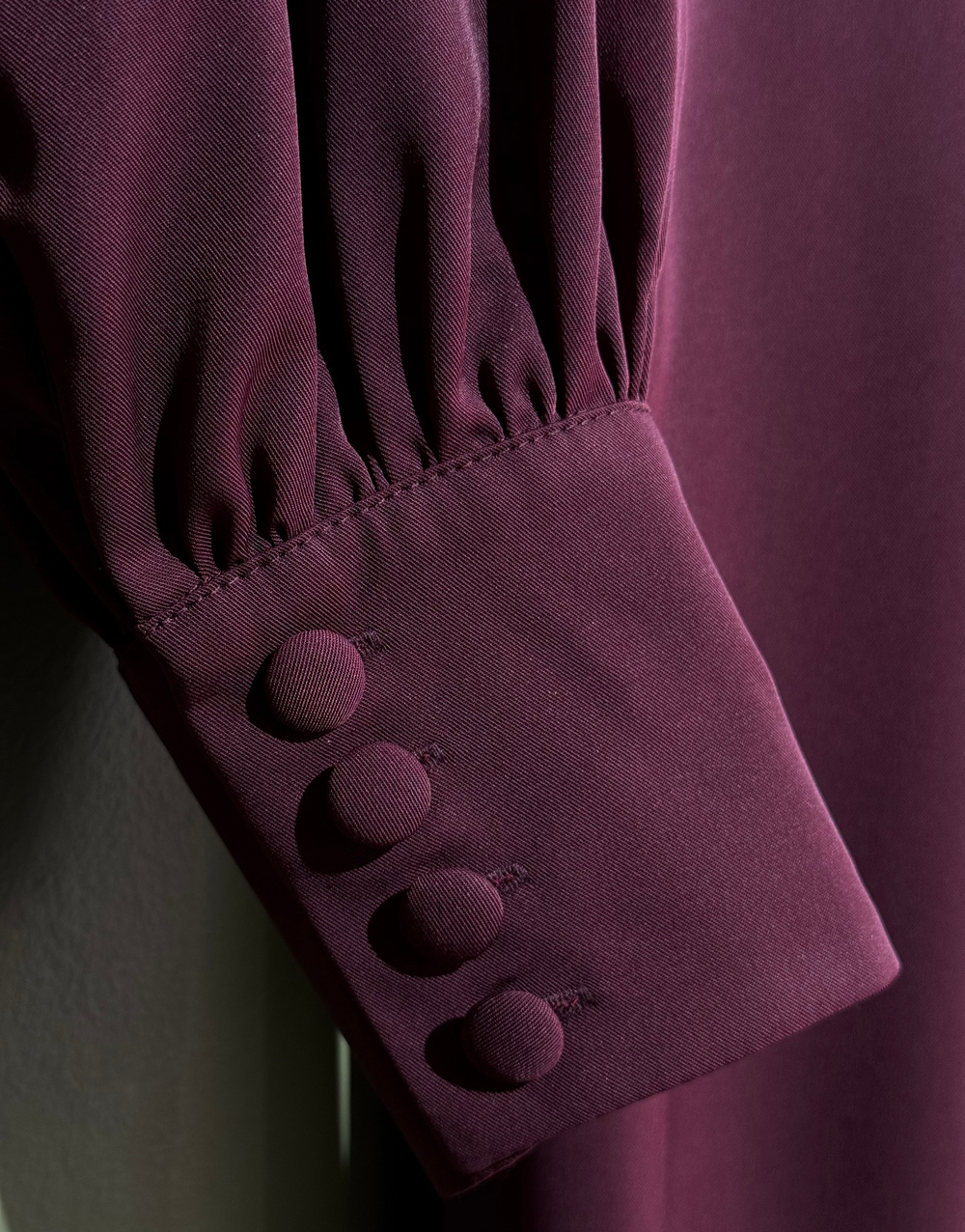 Платье с глазком