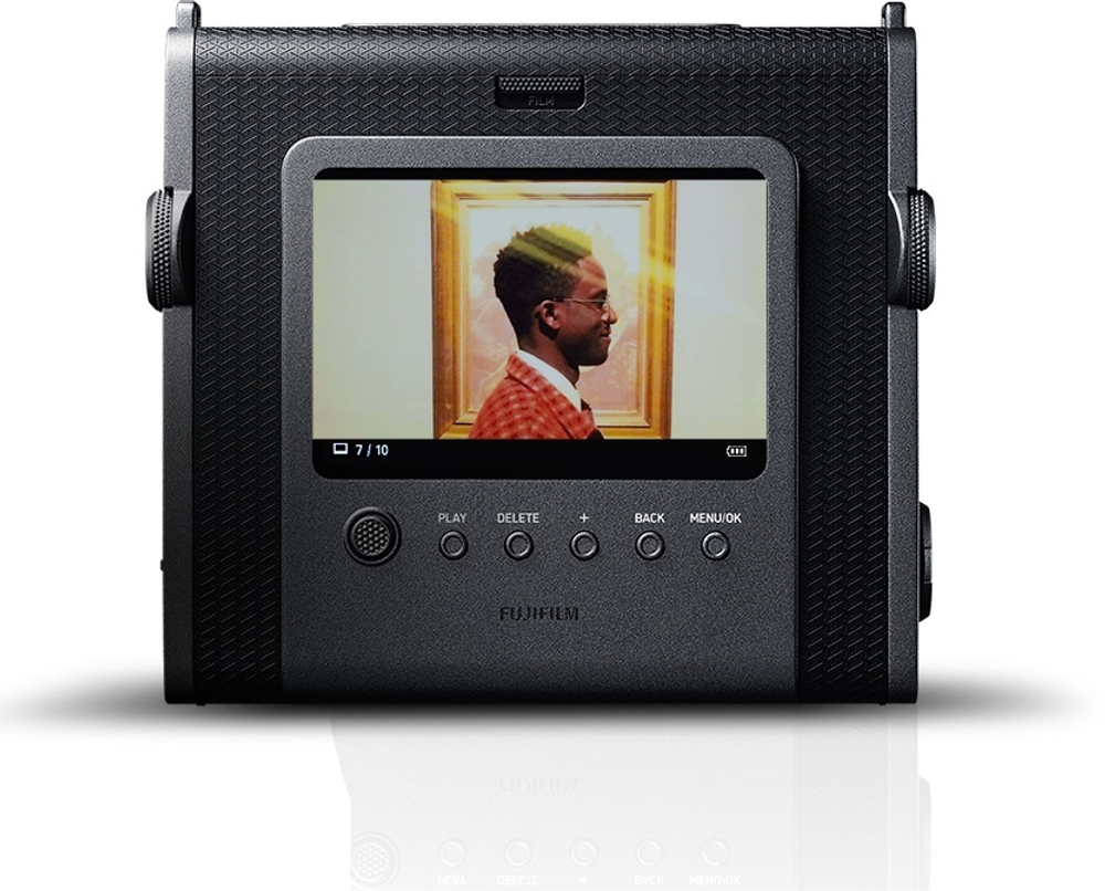 Фотокамера моментальной печати Fujifilm INSTAX WIDE EVO BLACK EX D черный
