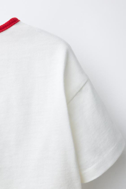 ZARA ФУТБОЛКА С АППЛИКАЦИЕЙ MILK, ЖЕЛТОВАТО-БЕЛЫЙ