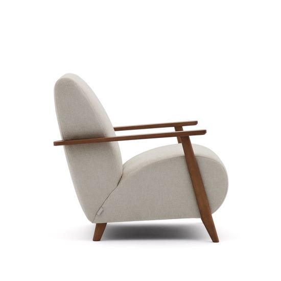 Кресло Meghan из жемчужного шенилла и массива ясеня с отделкой под орех Испания La Forma