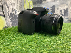 Nikon D3300 Kit 18-55mm VR II 12.600 кадров