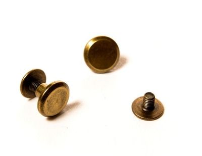Кнопка для ремня плоская винтовая 9,5мм (длина 4мм), античная бронза