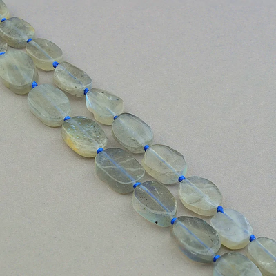 Нитка Лабрадор 40 см. (Без замка) - Серая