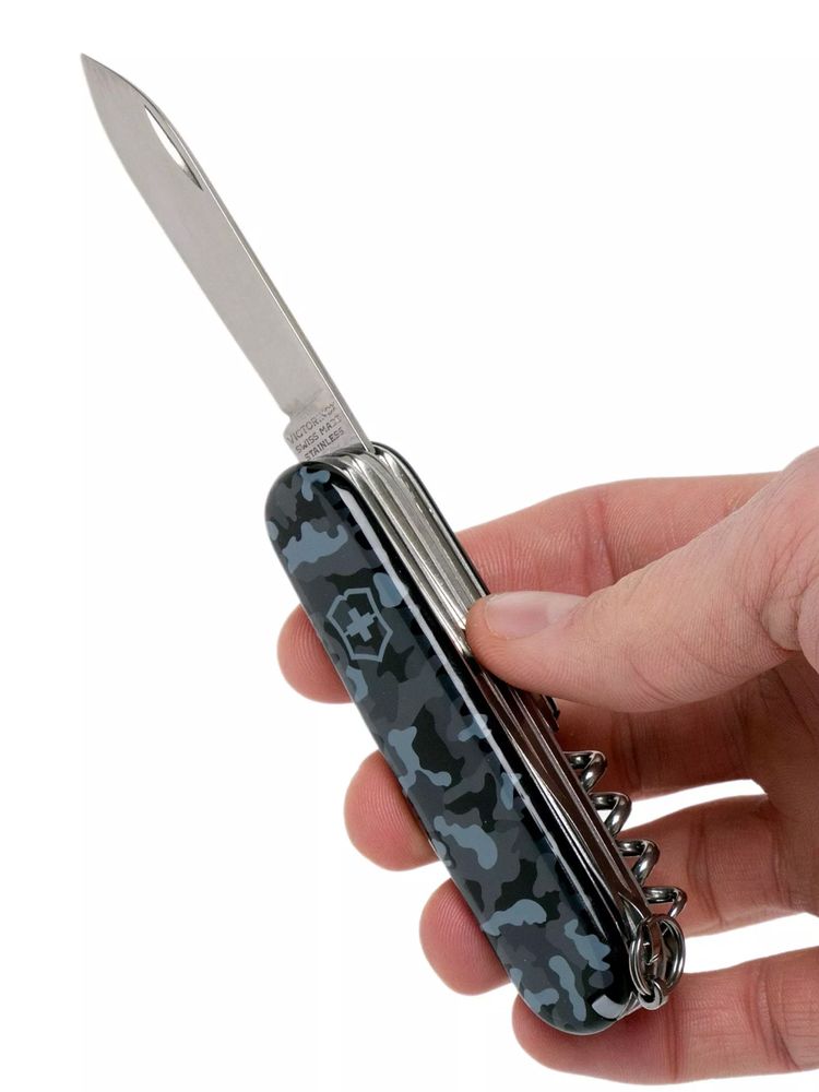 Нож Victorinox Huntsman модель 1.3713.942