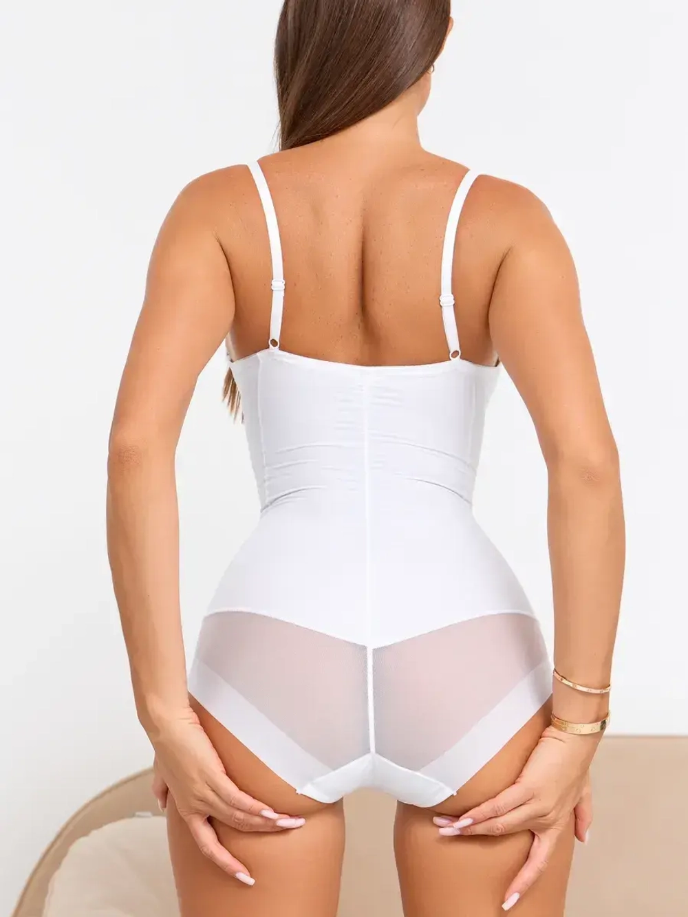 Боди корсет корректирующее утягивающее с чашками