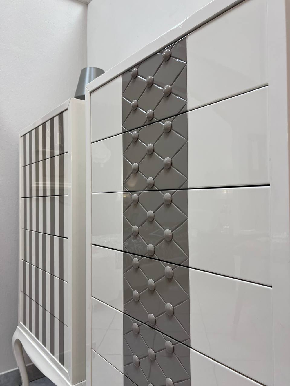 AMURA Комод 6 ящ.(70*145) 98% GLOSS/DARDEN