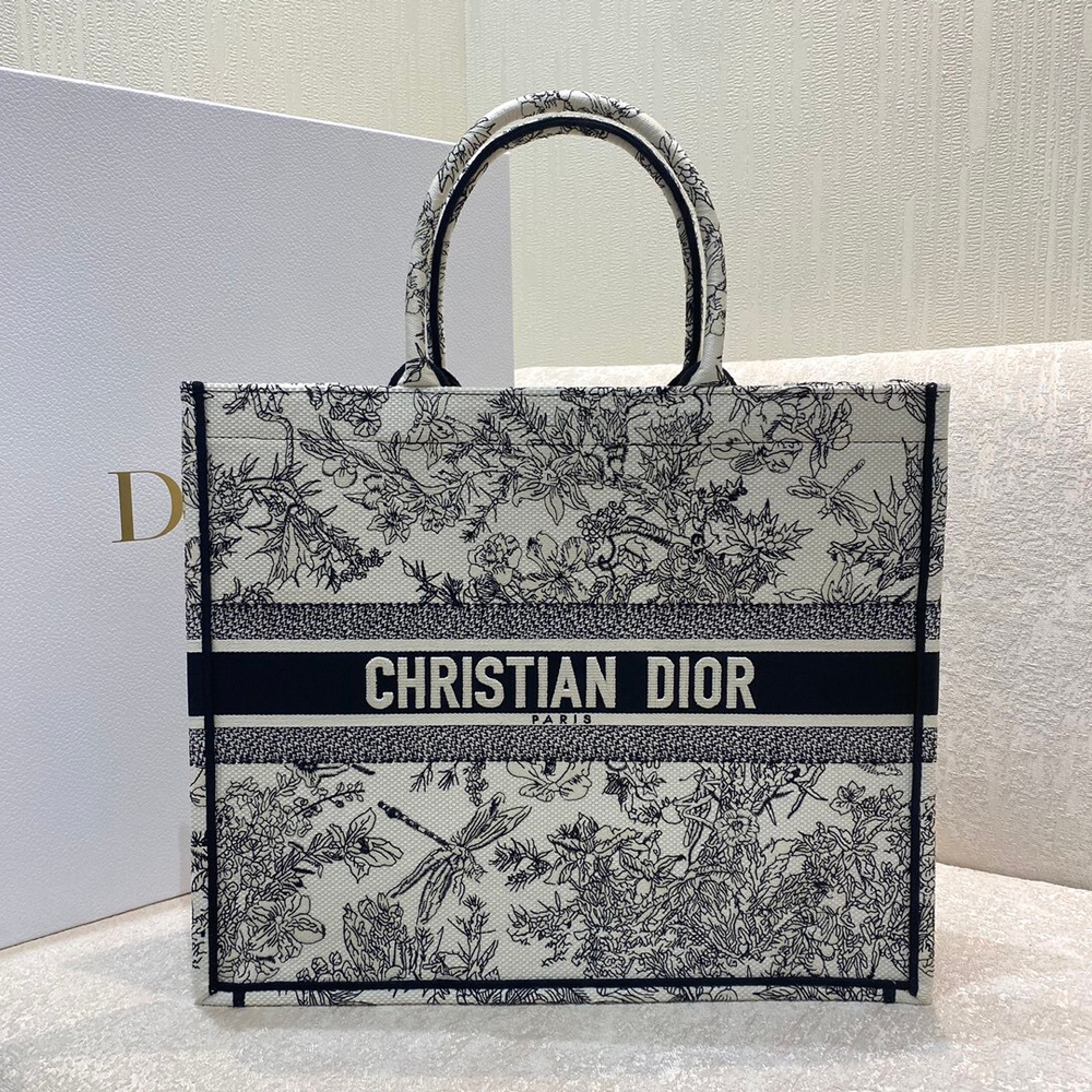 Christian Dior Book Tote 42 cm