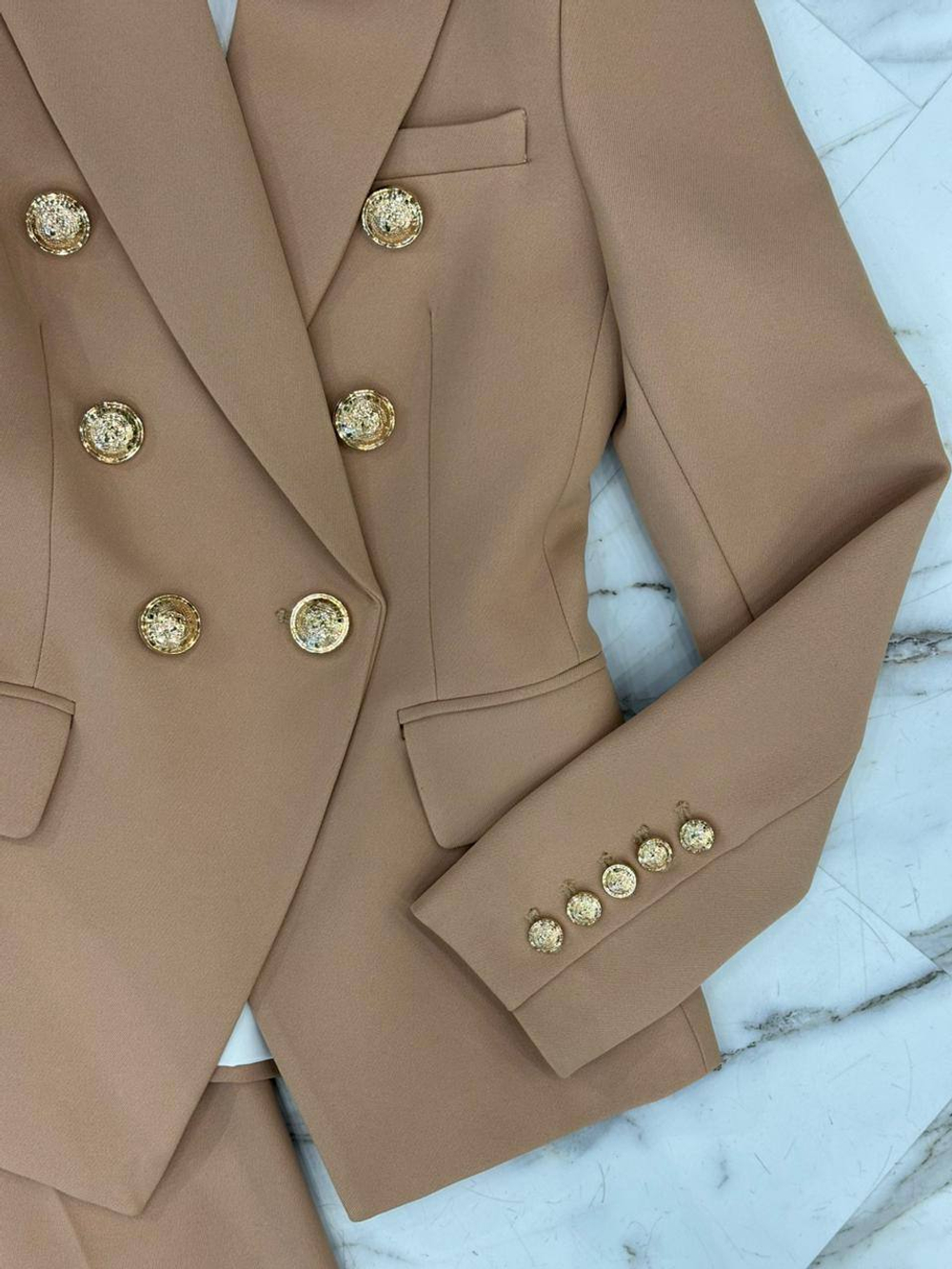 Костюм Balmain