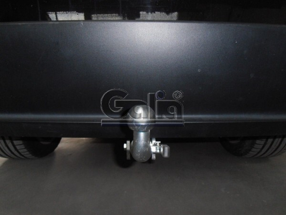 Фаркоп оцинкованный Galia B017A для BMW X5 2007-2013, 2013-2018, BMW X6 2014-(паспорт и сертификат в комплекте)(без электрики)