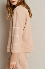 22580 Джемпер женский (миндаль)