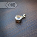 Кулон с розовым кварцем