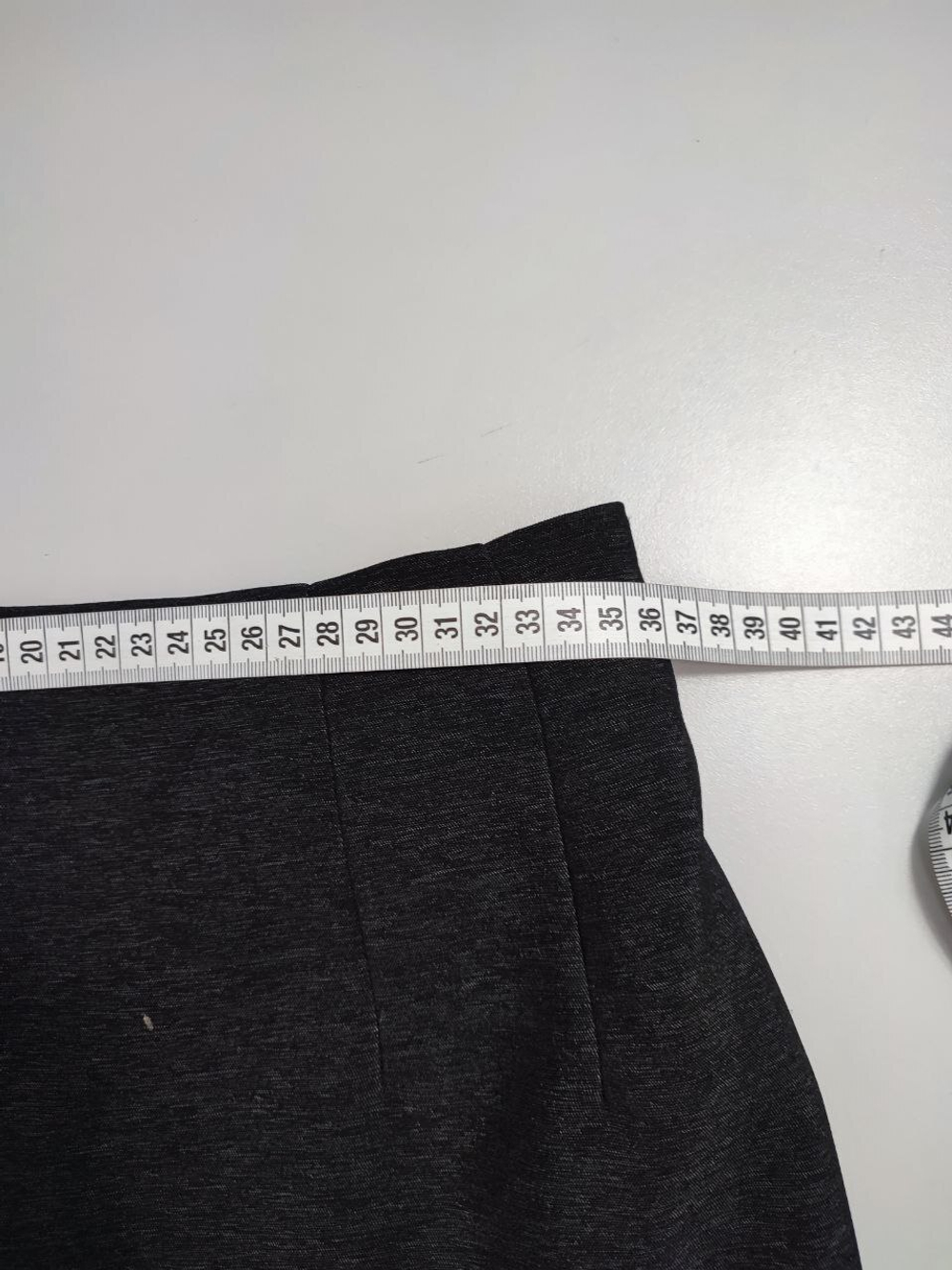 Юбка классическая черная 44-46 размер