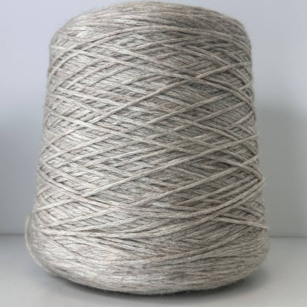 HOBBIT - Pecci Filati; 90% меринос, 10% п/а; 150м/100гр; col. 701, цвет: бежевый меланж; S508