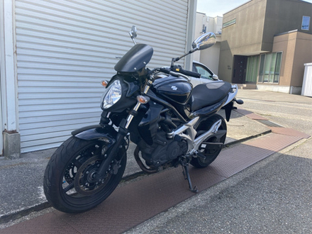 Suzuki Gladius SFV400 ABS , 2014