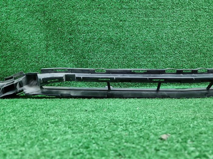 Кронштейн переднего бампера Mercedes E W213 16-21