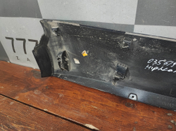 Накладка двери задней левой Toyota Highlander 4 (U70) 19-нв Б/У Оригинал 757420E100