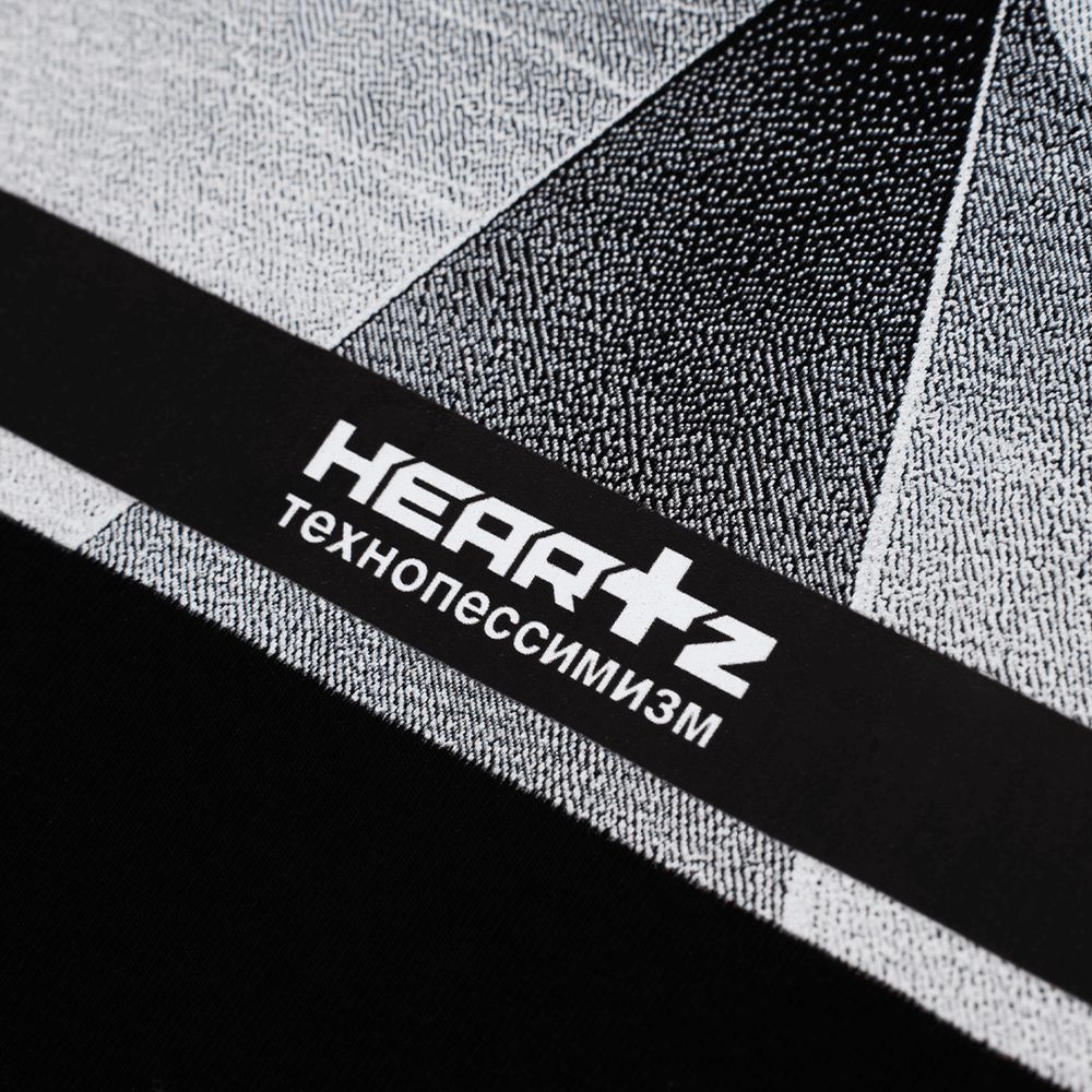 Футболка Heartz Considerations черная