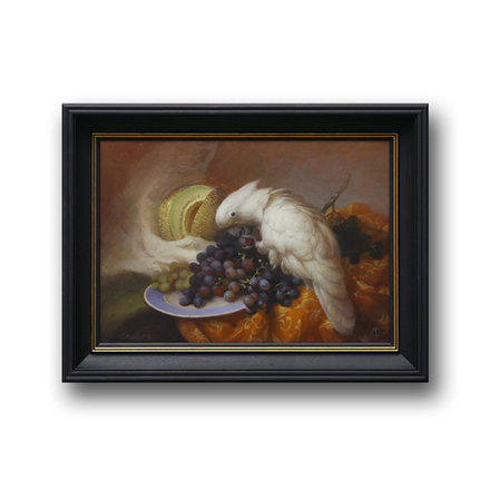 Какаду с виноградом