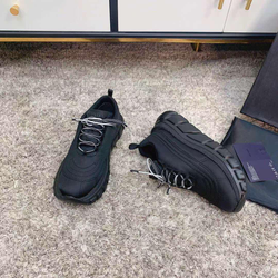 Кроссовки Prada
