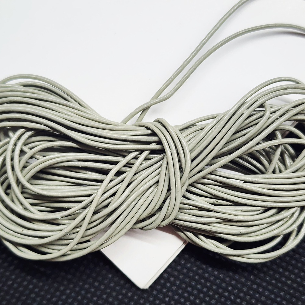 Шнур, натуральная кожа, цвет серый глянец, 1мм