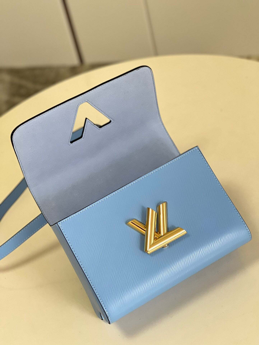 Louis Vuitton Twist PM
