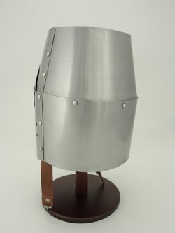 Nautical Шлем крестоносца ''Ведро''