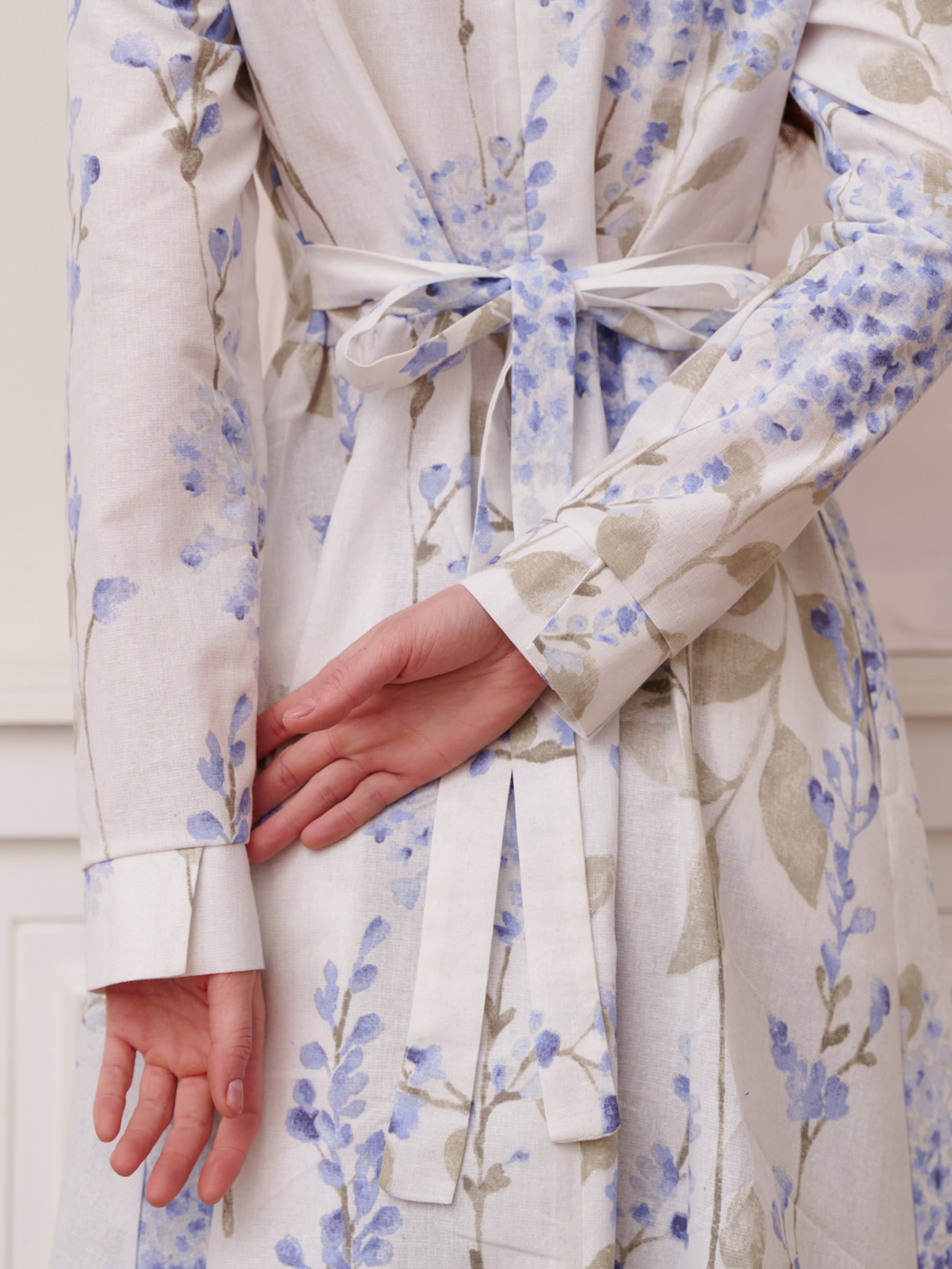 Платье с вшитой манишкой