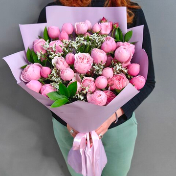 Букет из 9 кустовых пионовидных роз сорта "Силва Пинк"