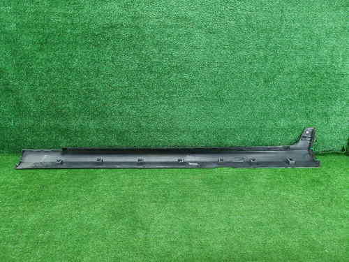 Накладка порога правая Volvo V60 2 (2018-н.в.)