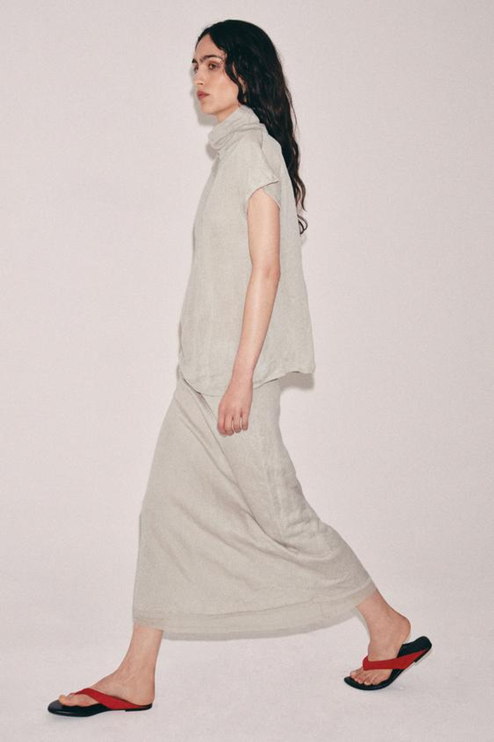 ZARA ЮБКА МИДИ ИЗ ЖАТОГО ТРИКОТАЖА, ПЕСОЧНЫЙ МЕЛАНЖ