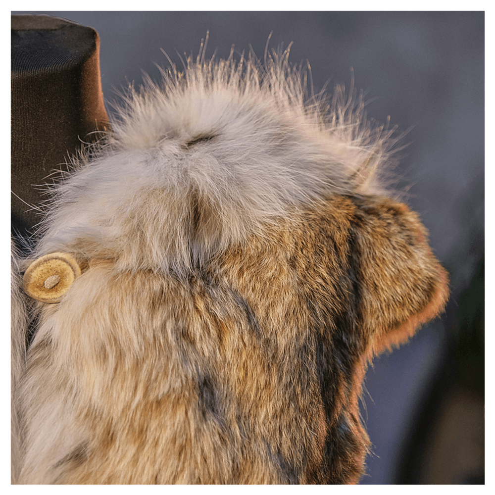 Жилет из меха рыси «Рысяйка косматая»