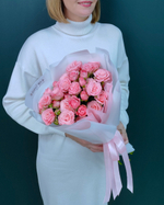 Кустовая пионовидная роза Мадам Бомбастик,9 шт(00424)