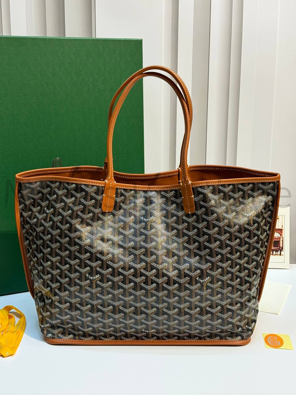 Черно-коричневая двухсторонняя сумка шоппер Anjou GM Maison Goyard