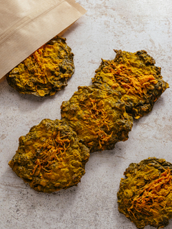 Печенье из говяжьей печени с тыквой и куркумой