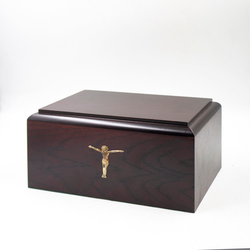 Урна для праха "Реквием M" красное дерево с декором Распятие