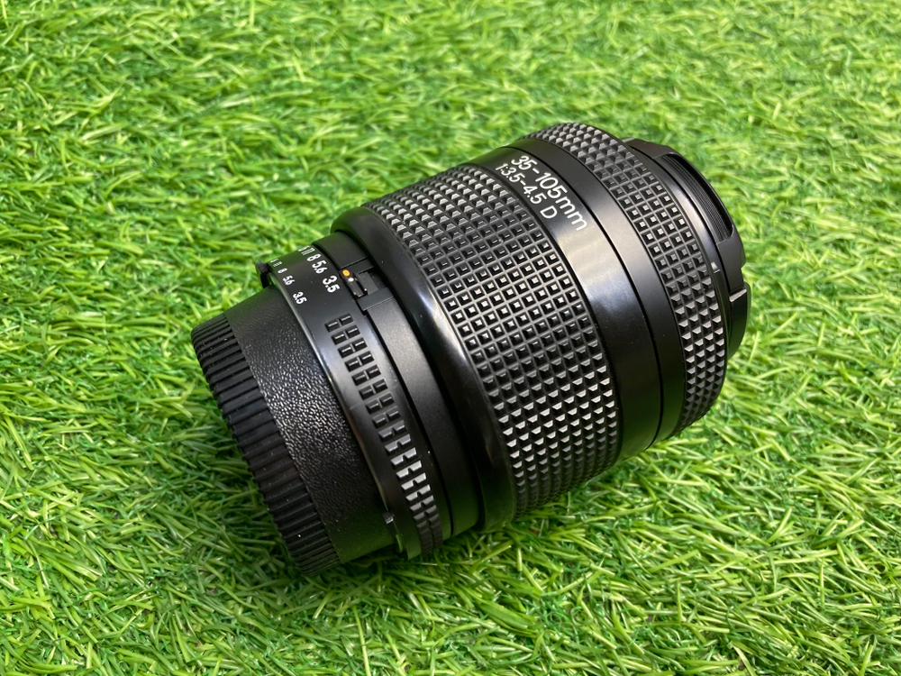 Nikon 35-105mm 3.5-4.5D (IF) AF Nikkor